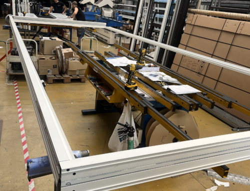 Fabricació d’una balconera motoritzada