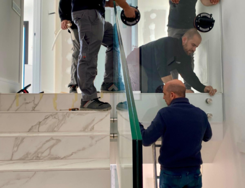 Instal·lació de baranes de vidre